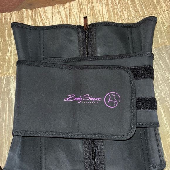 Black Waist Trainer - Picture 1 of 4